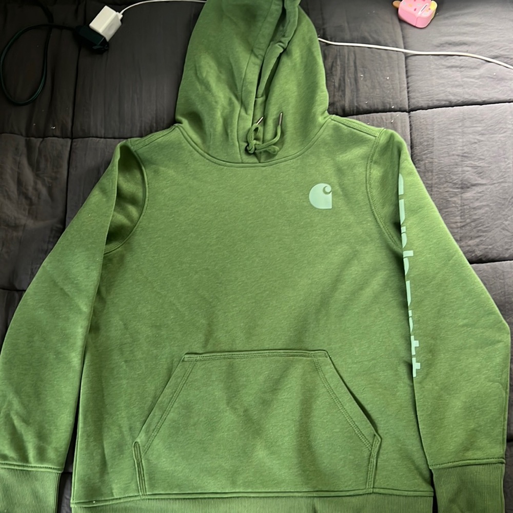 Carhart brand new green sweatshirt